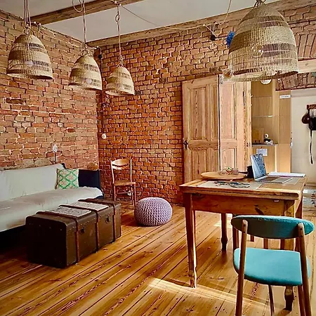 Nocna Galeria Apartment *